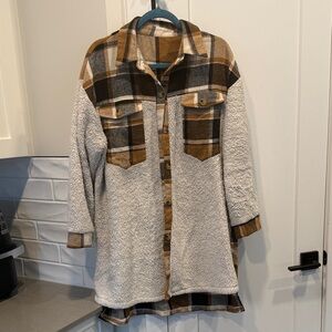 SHEIN Textured Jacket with Plaid Design